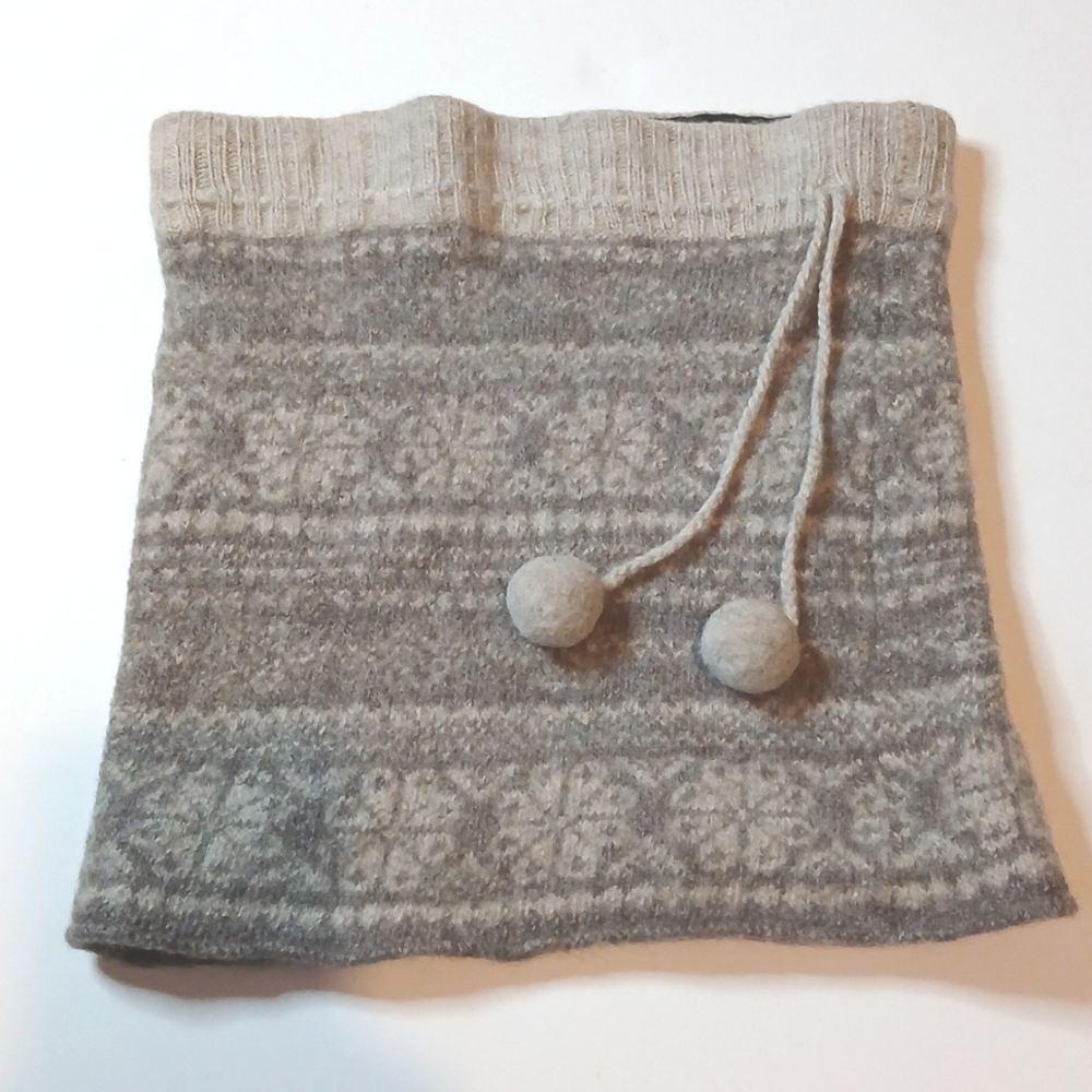 Laundromat wool knit skirt lost horizons Eva Frey pearl Trista S/P